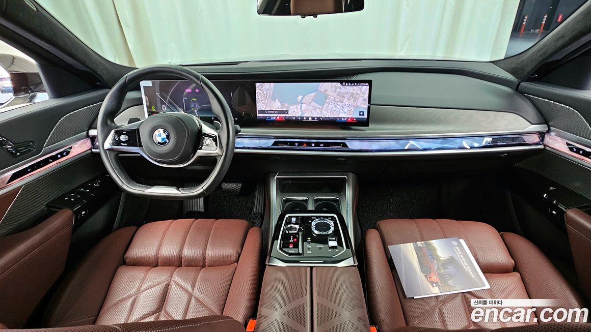 BMW 7-Series 2023