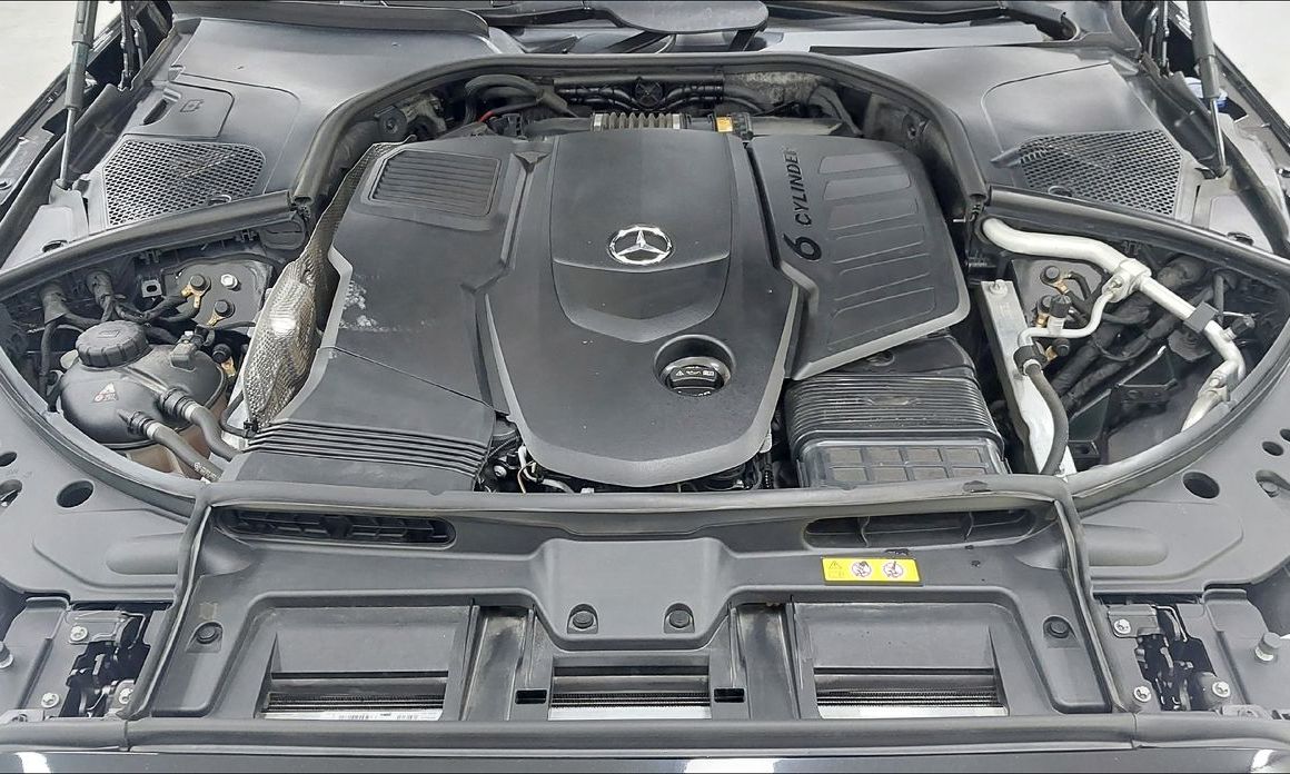 Mercedes-Benz S-Class 2023