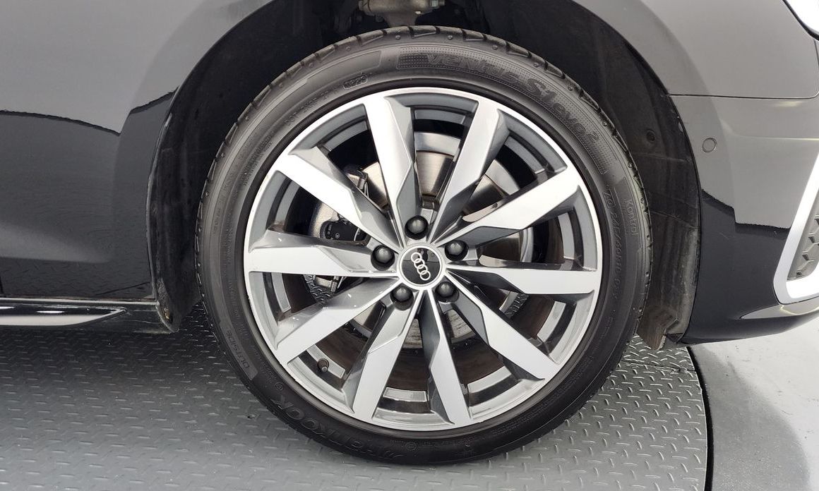 Audi A4 2023