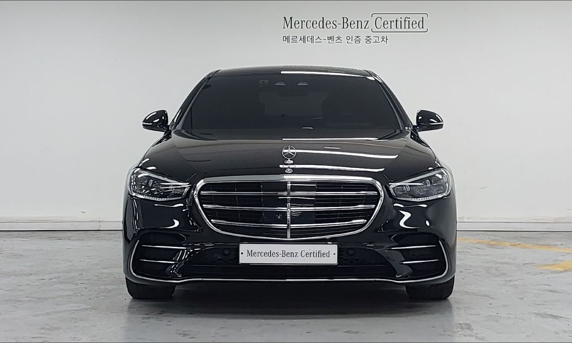 Mercedes-Benz S-Class 2023