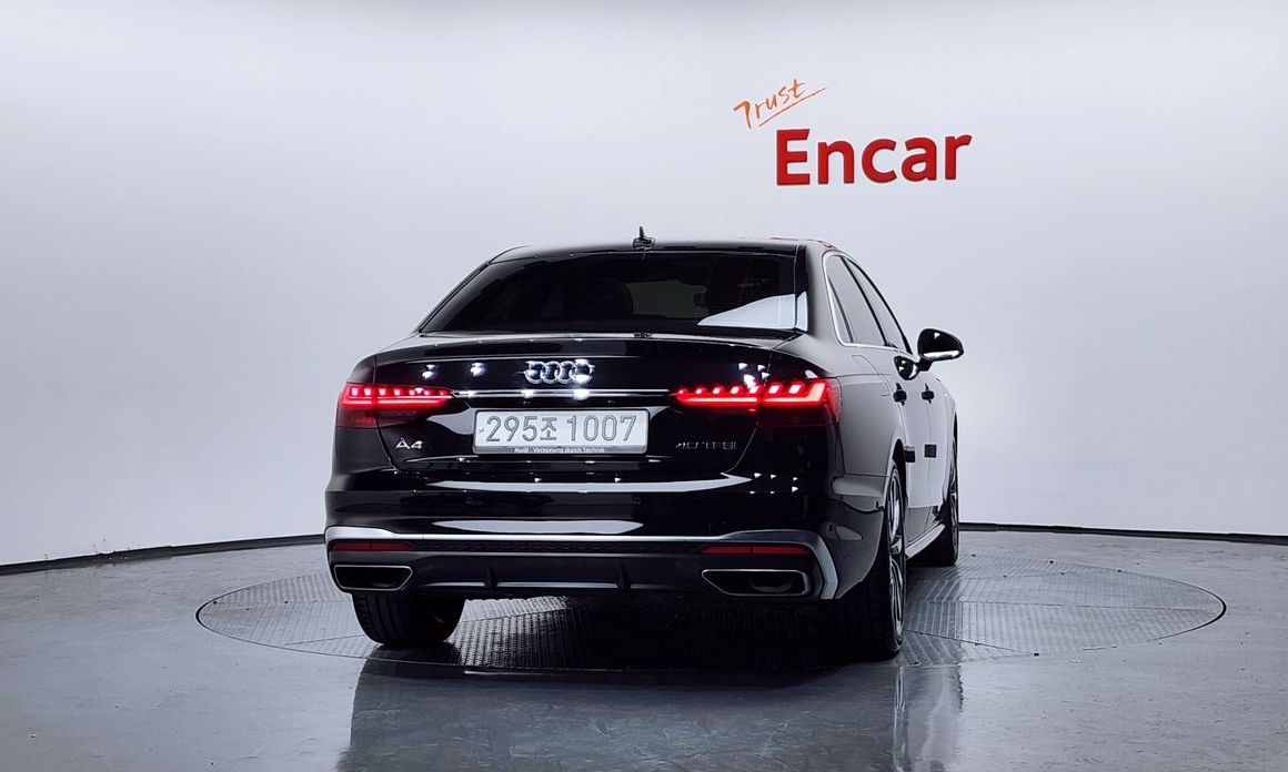 Audi A4 2023