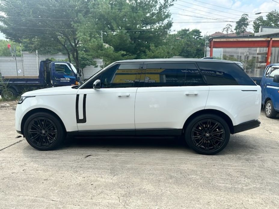 Land Rover Range Rover 2024