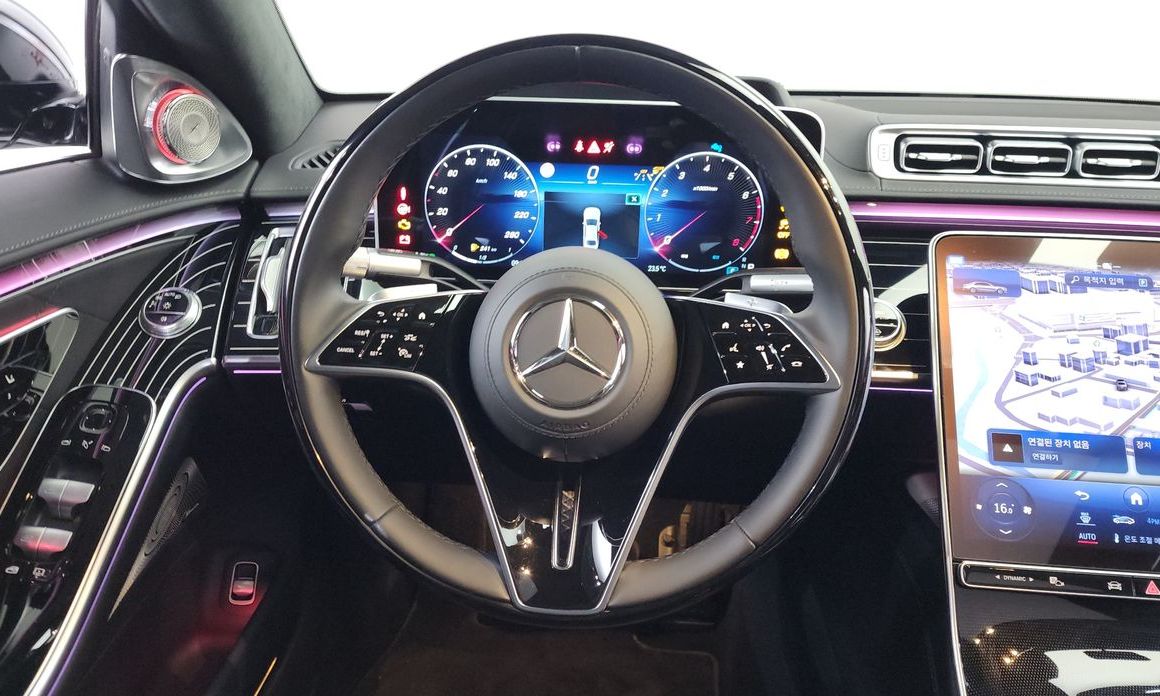 Mercedes-Benz S-Class 2023
