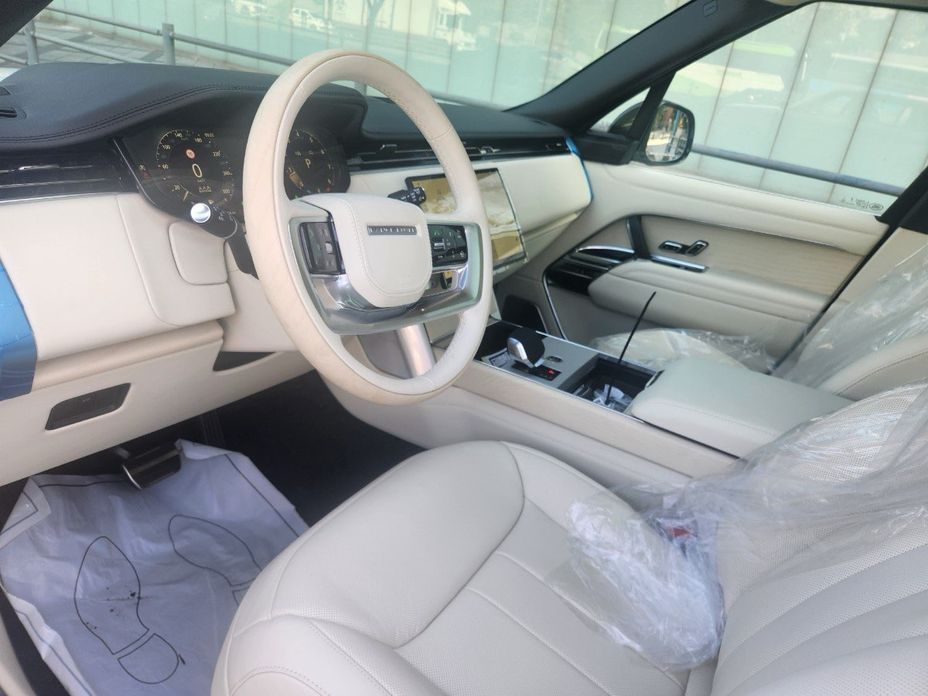 Land Rover Range Rover 2024