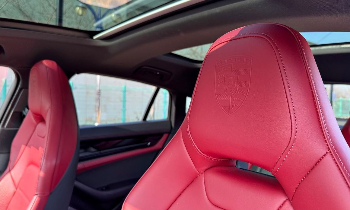 Porsche Panamera 2024