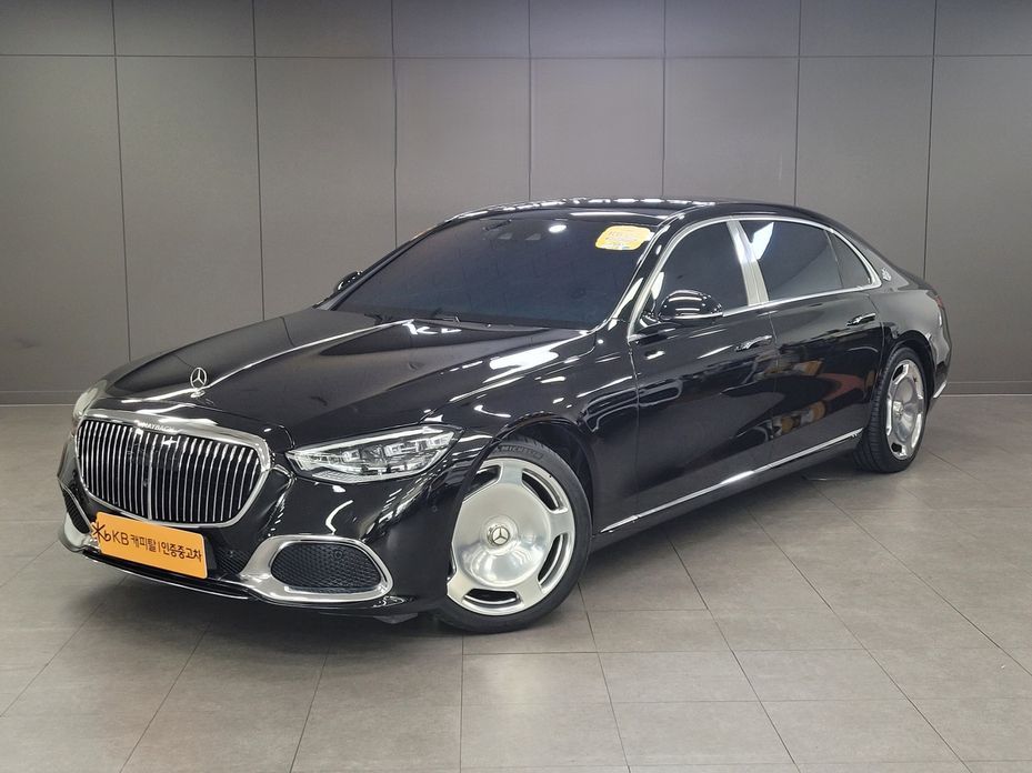 Mercedes-Benz S-Class 2024