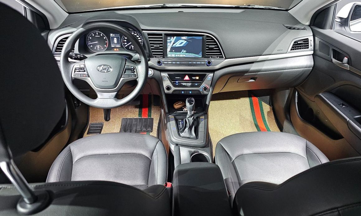 Hyundai AVANTE 2018
