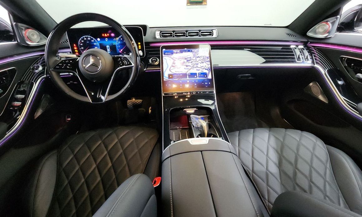 Mercedes-Benz S-Class 2023