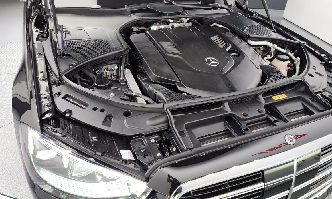 Mercedes-Benz S-Class 2023