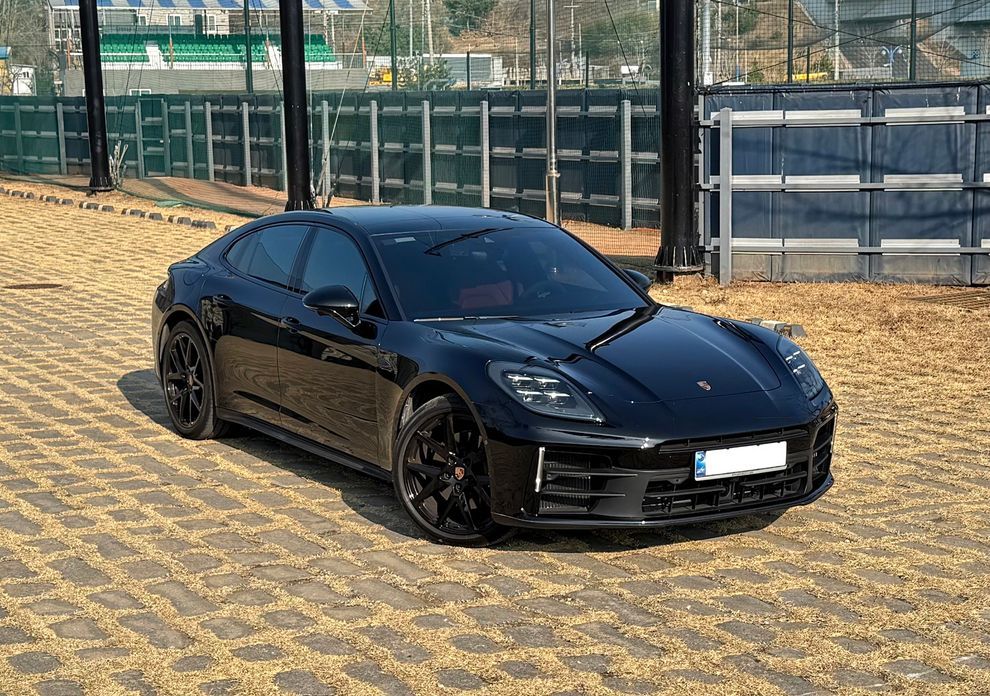 Porsche Panamera 2024