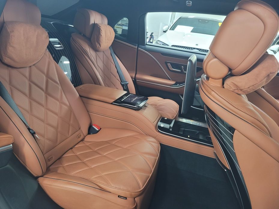 Mercedes-Benz S-Class 2024