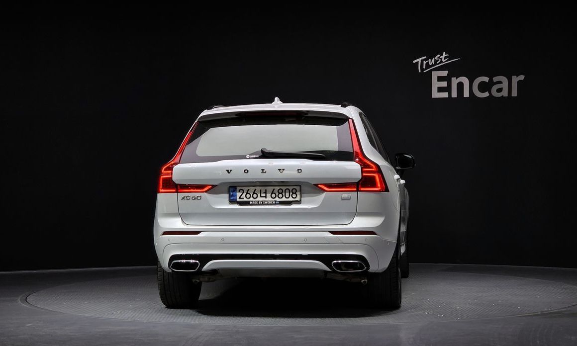 Volvo XC60 2021