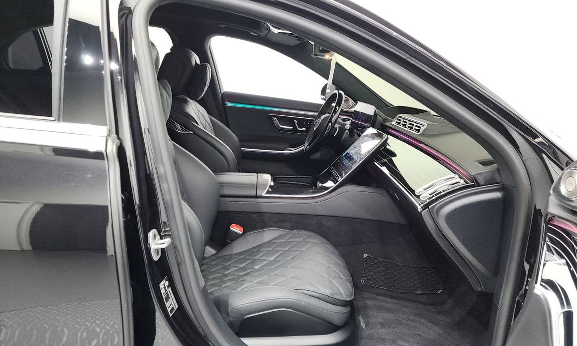 Mercedes-Benz S-Class 2023