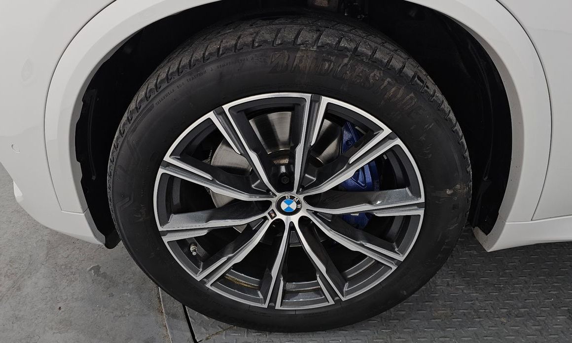 BMW X5 2021