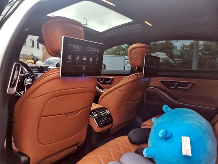 Mercedes-Benz S-Class 2023