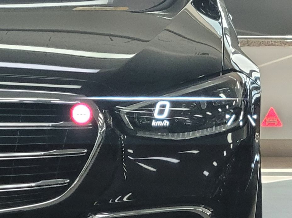 Mercedes-Benz S-Class 2024