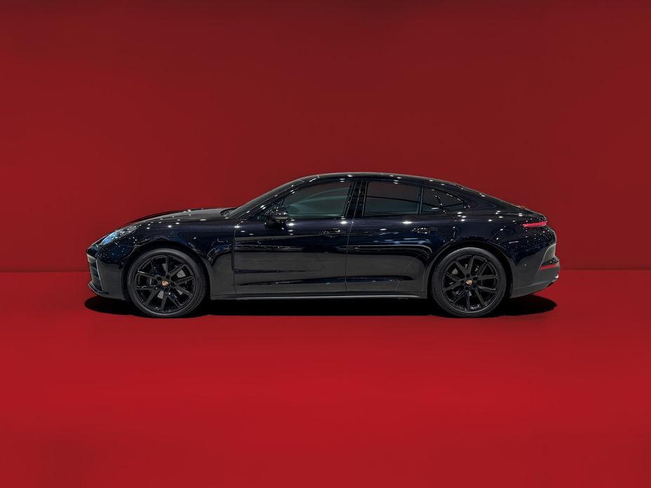 Porsche Panamera 2024