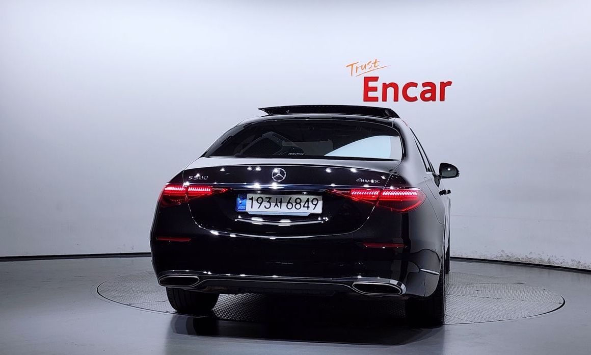 Mercedes-Benz S-Class 2023