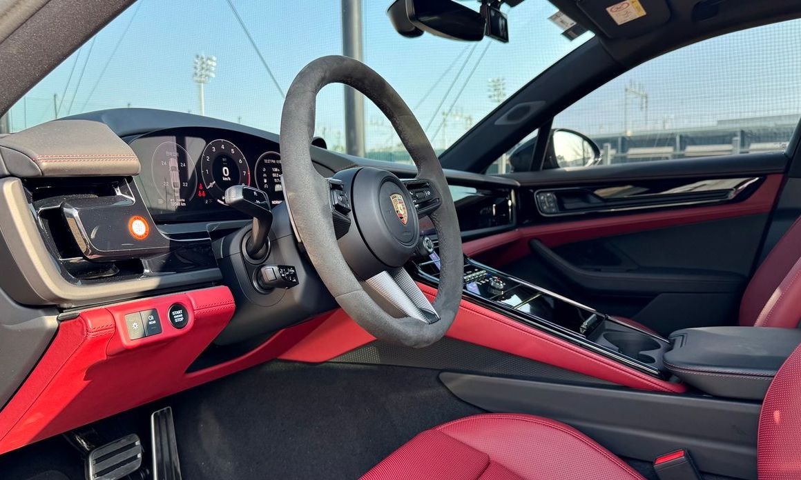 Porsche Panamera 2024