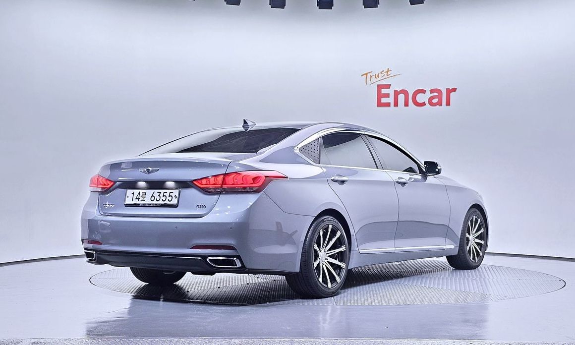 Hyundai Genesis 2014