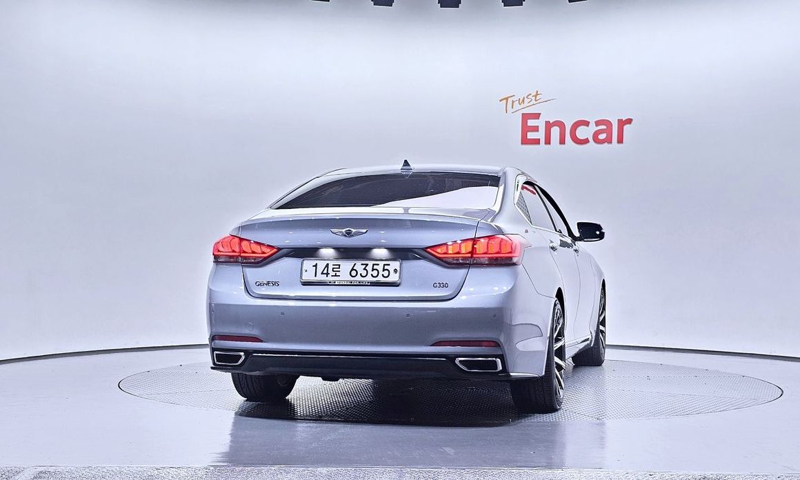 Hyundai Genesis 2014
