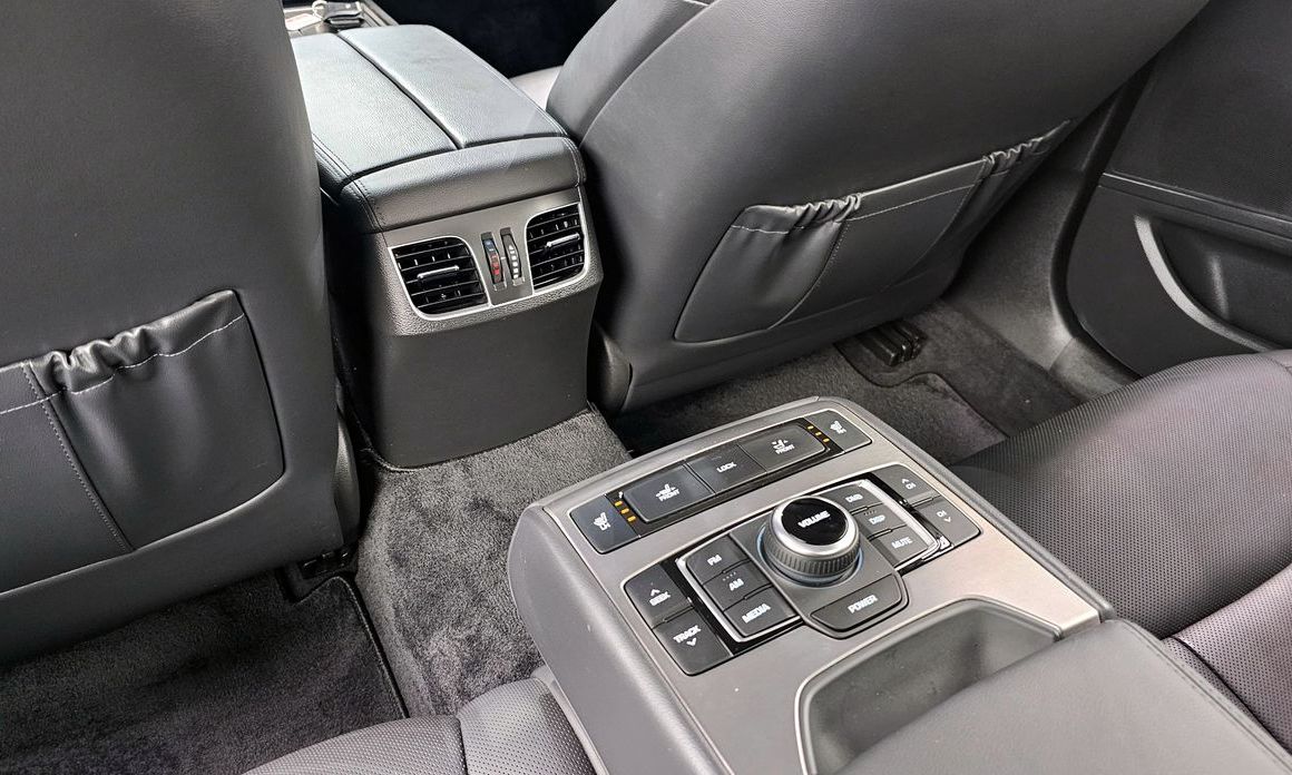Hyundai Genesis 2014