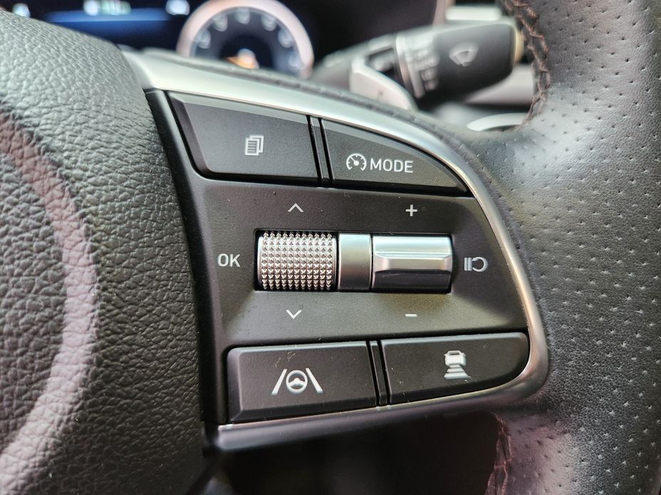 Genesis G70 2021