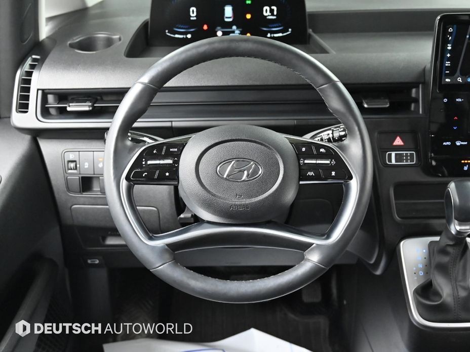 Hyundai Staria 2022