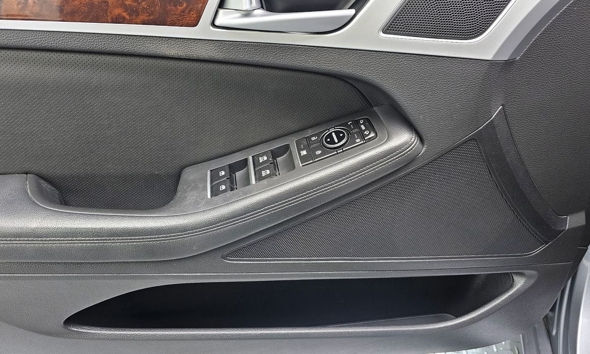 Hyundai Genesis 2014