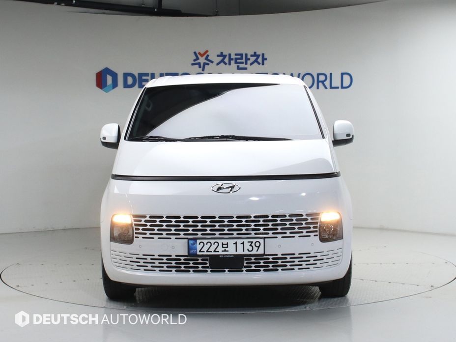 Hyundai Staria 2022