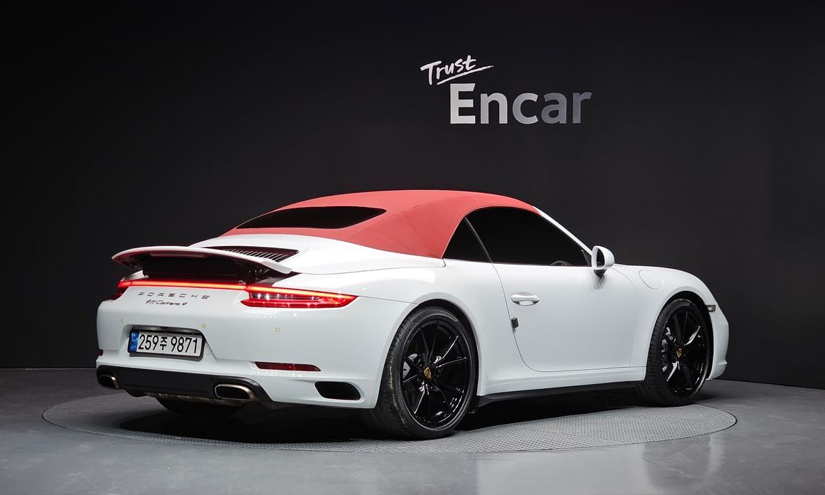 Porsche 911 2018