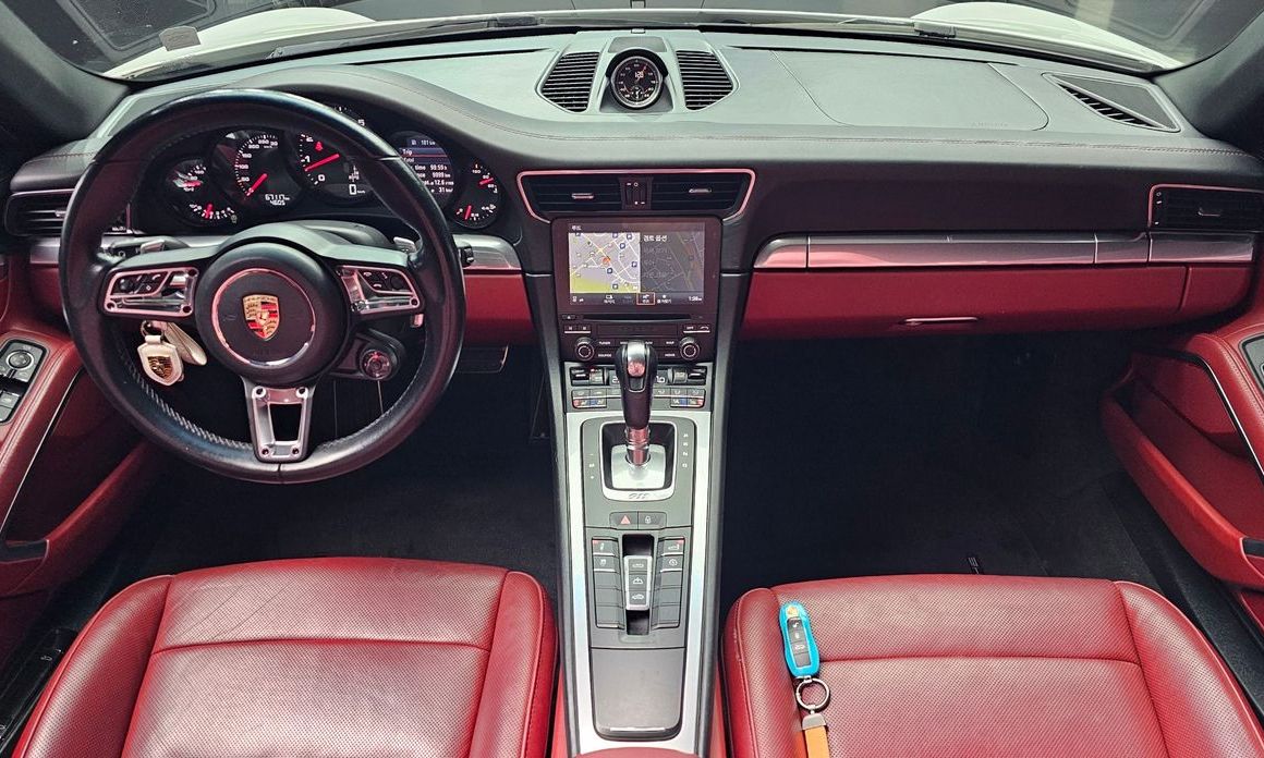 Porsche 911 2018