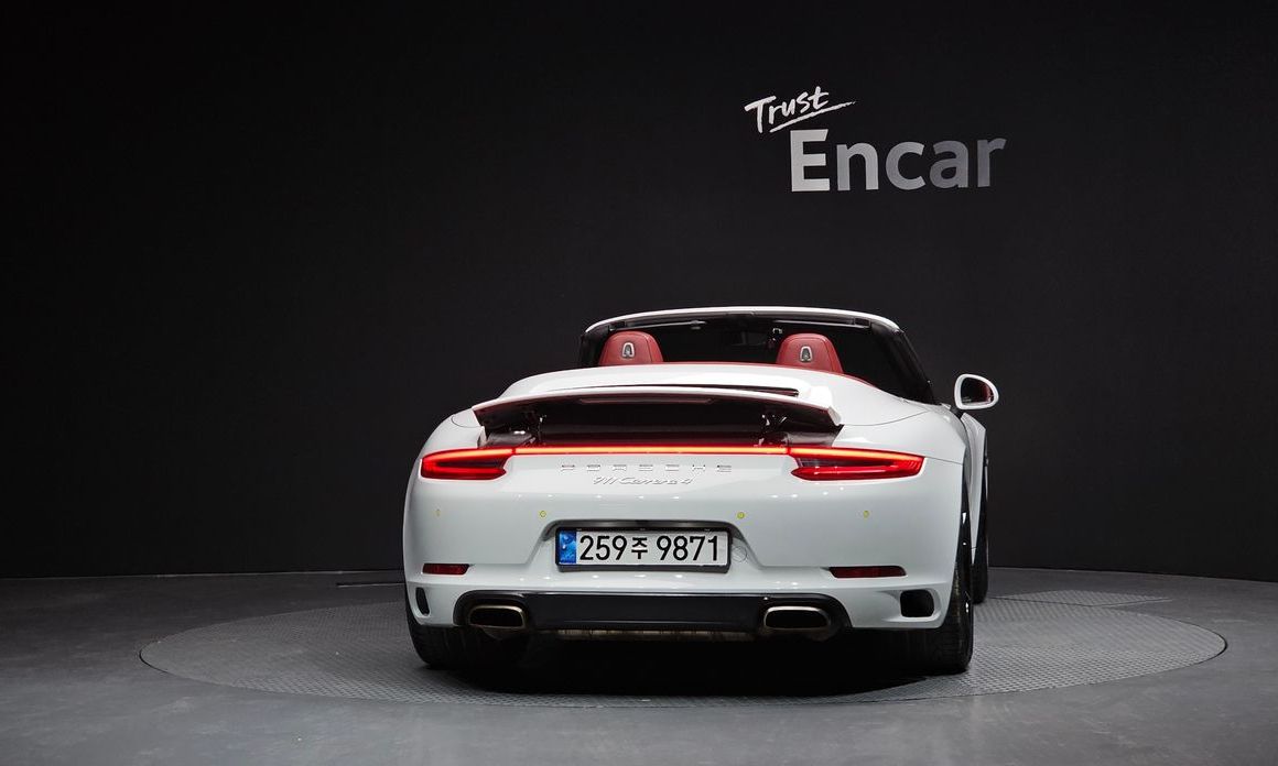 Porsche 911 2018