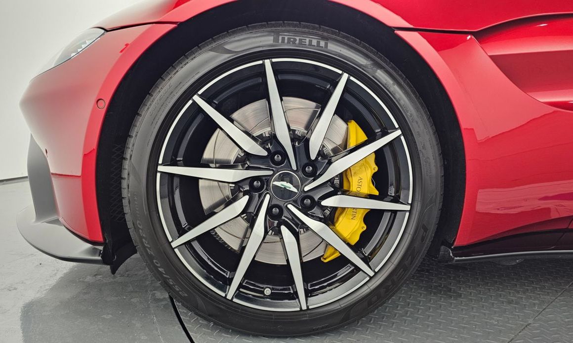 Astonmartin Vantage 2019