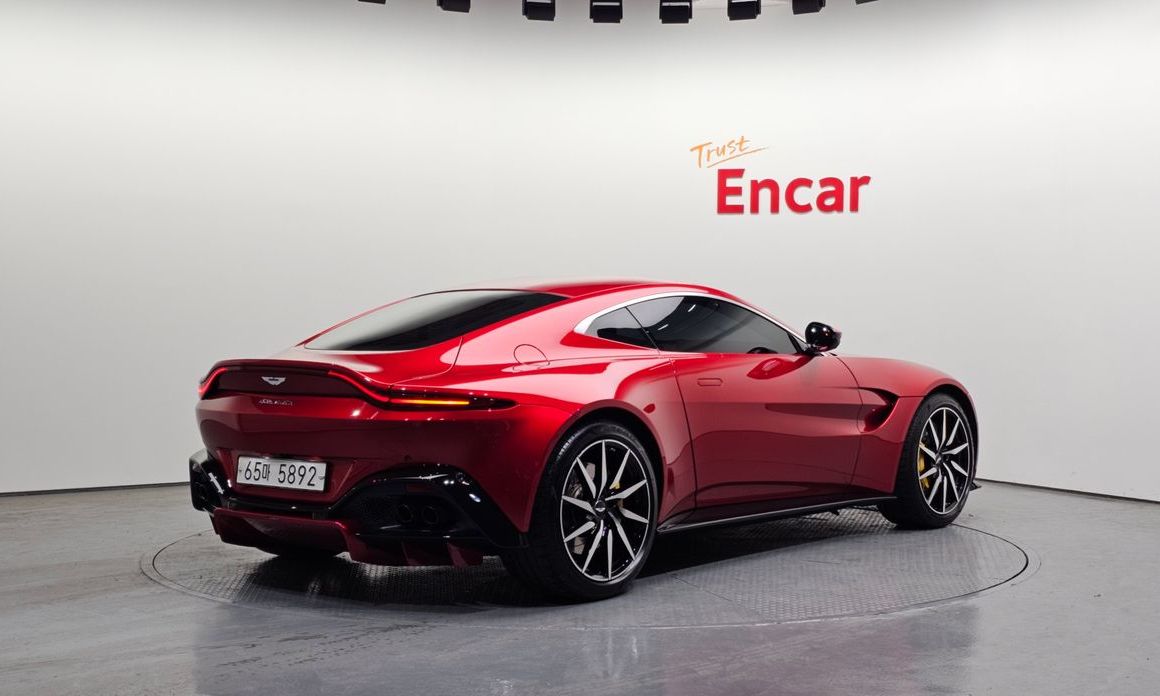 Astonmartin Vantage 2019