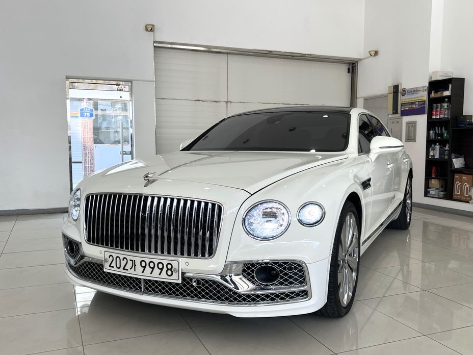 Bentley Flying Spur 2022