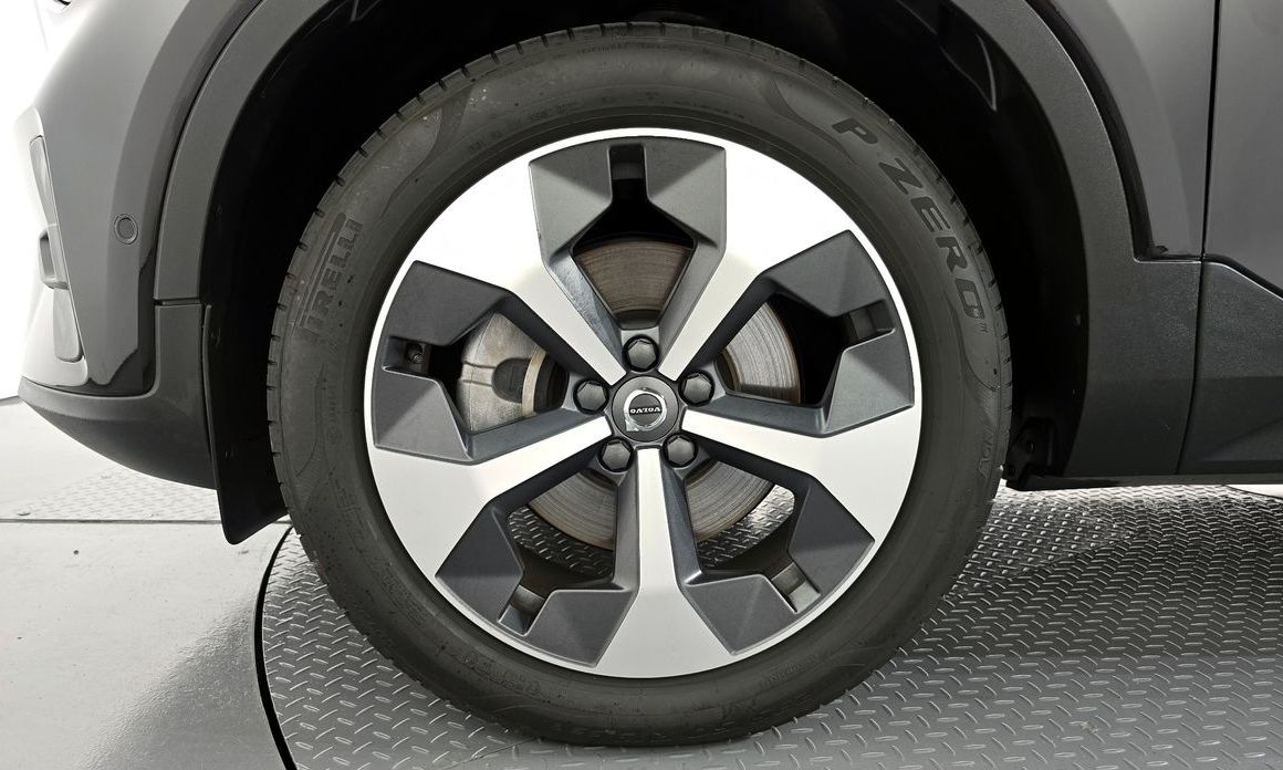 Volvo XC40 2023