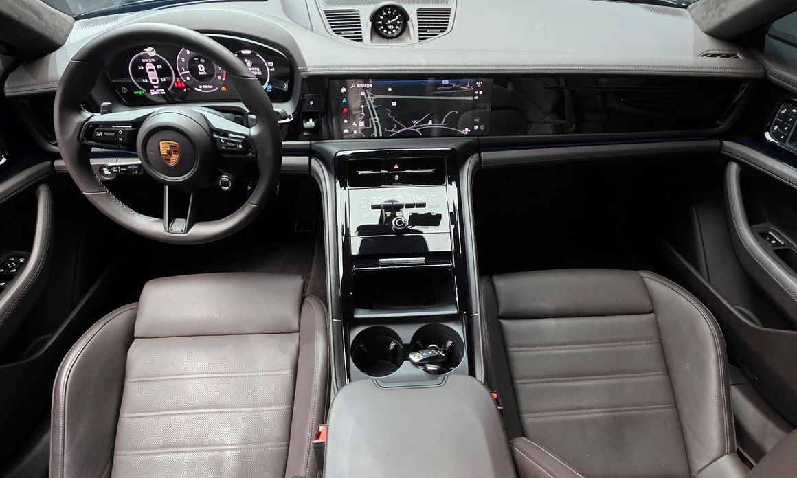 Porsche Panamera 2025