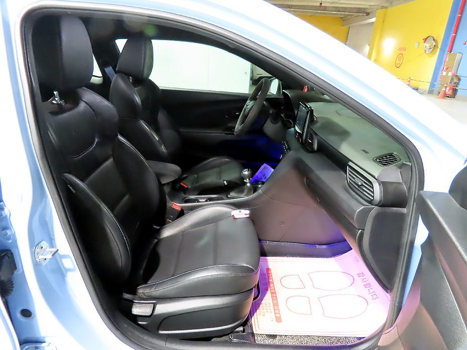 Hyundai Veloster 2020