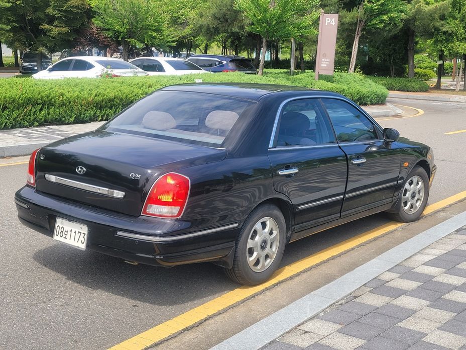 Hyundai Grandeur 1999