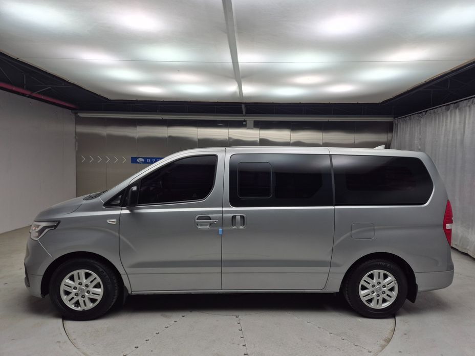 Hyundai Starex 2020