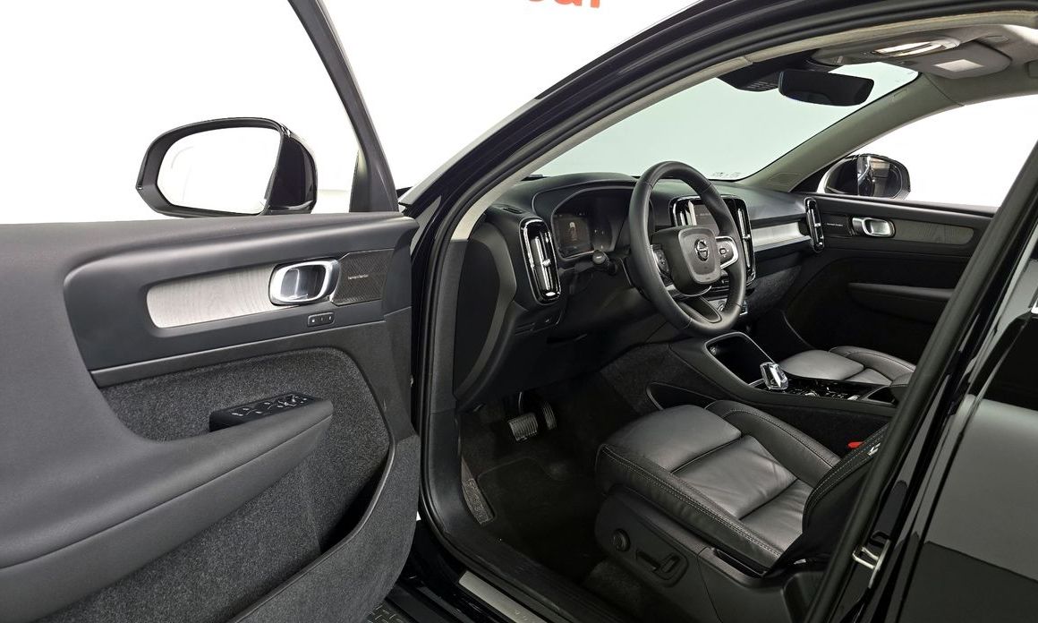 Volvo XC40 2023
