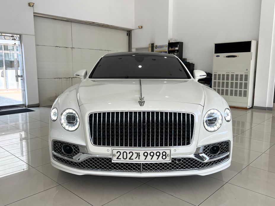 Bentley Flying Spur 2022