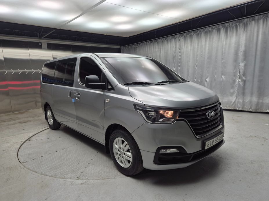 Hyundai Starex 2020