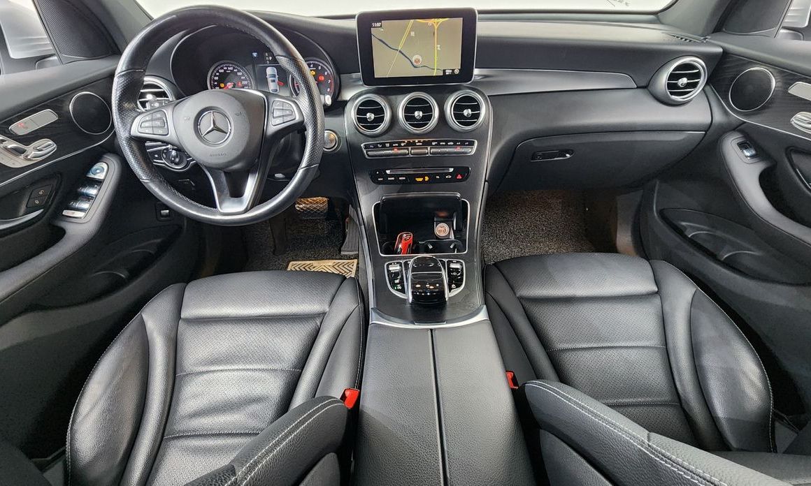Mercedes-Benz GLC-Class 2019