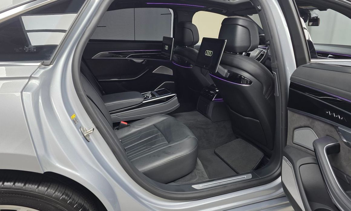 Audi A8 2021