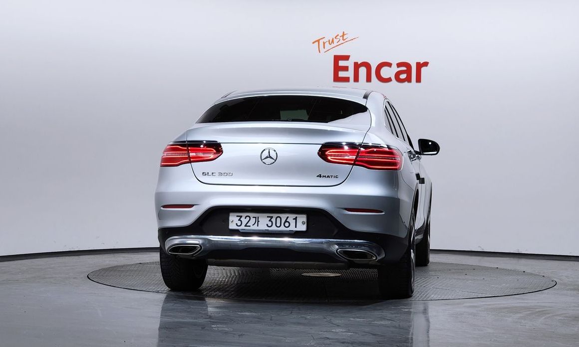 Mercedes-Benz GLC-Class 2019