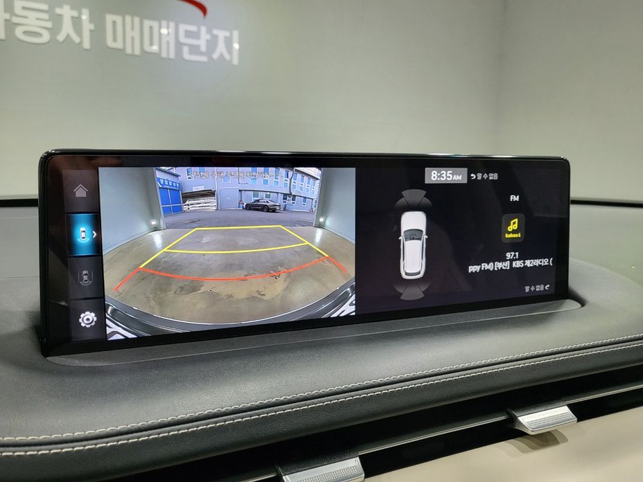 Genesis GV70 2023