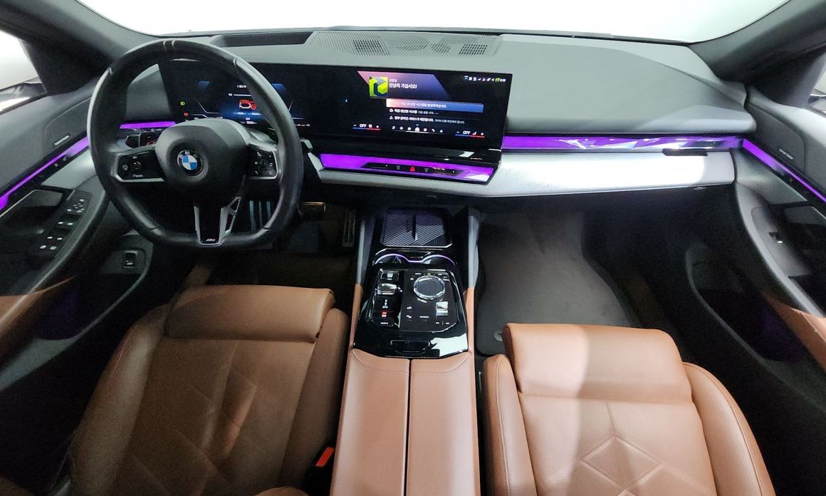 BMW 5-Series 2024