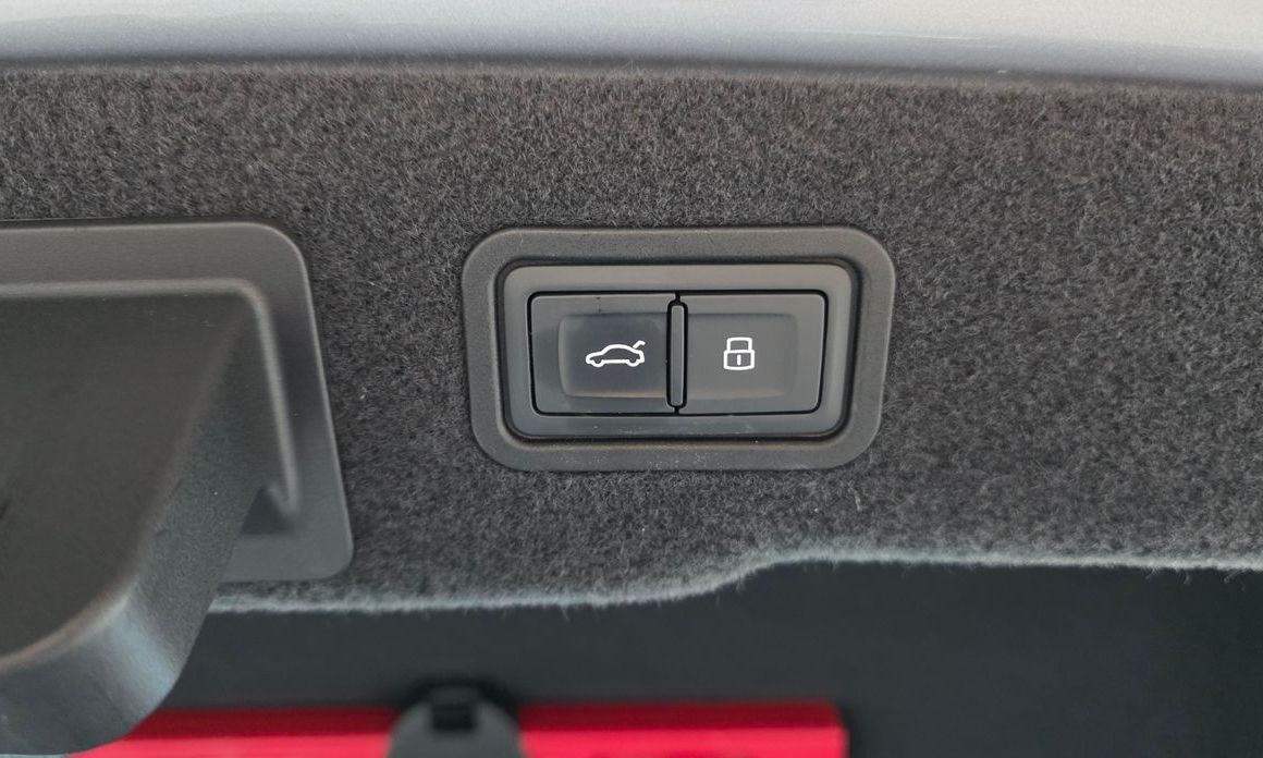 Audi A8 2021